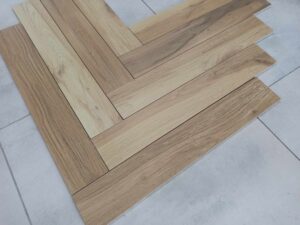 Drewno Padre HONEY chevron rektyfikowane MATT 9,5X60 gat I