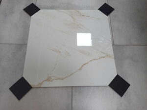 CARRARA GOLD POLER REKT oktagon 59,8X59,8 gatunek I kostka 10 cm