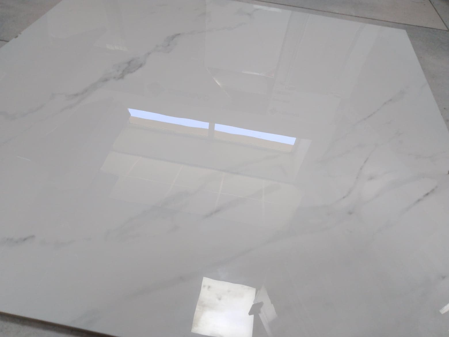 Gres MARMUR Carrara Bianco 60X60 POLEROWANA gatunek I - obrazek 3