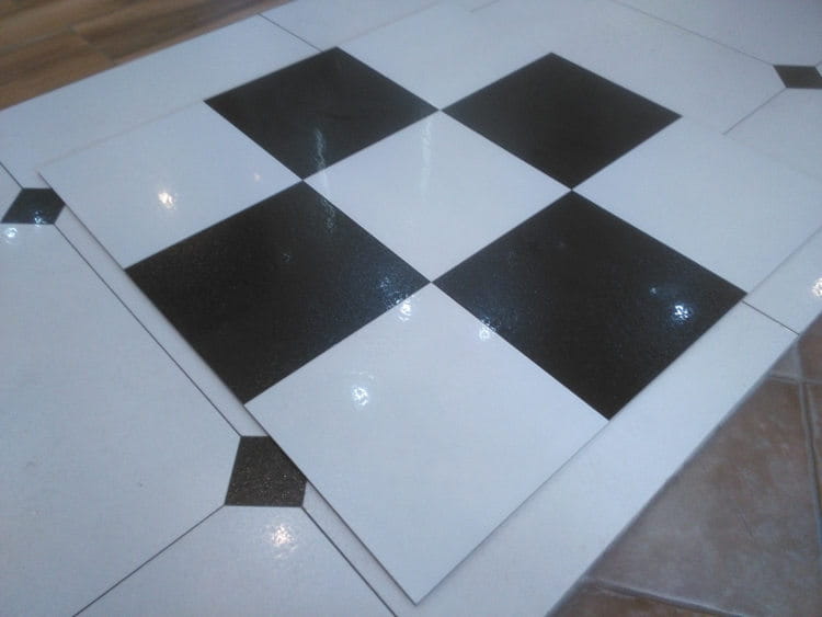 RIGA CZARNY LAPPATO 30x30 gatunek I - obrazek 2